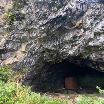 Livingstone cave
